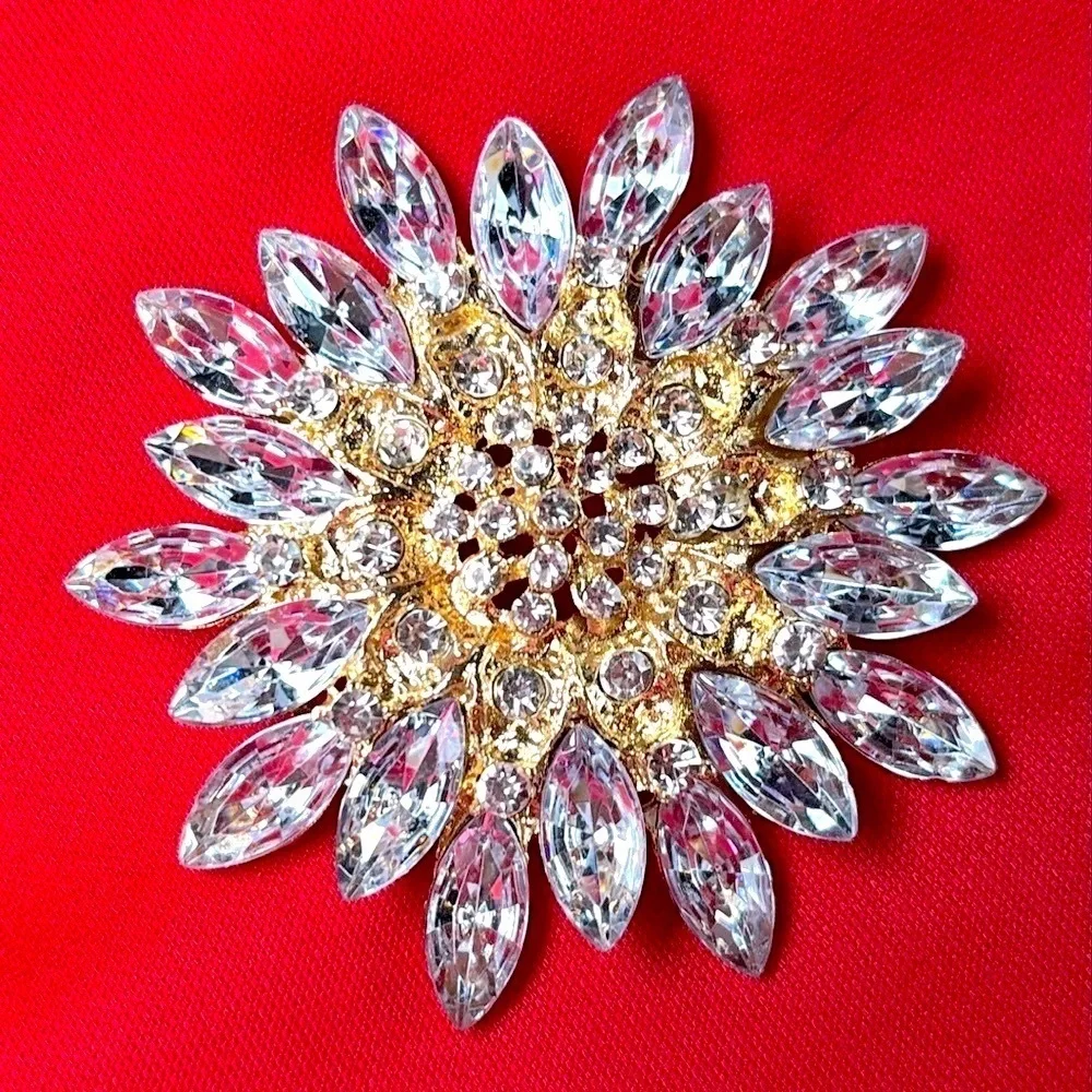 Rhinestone Glass w/ Gold Tone Floral Bouquet Starburst Brooch Pin Large 2.75